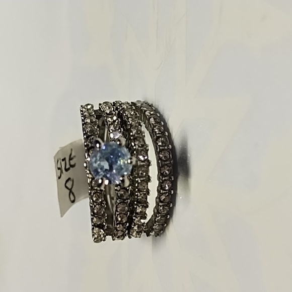 Wedding Engagement Promise Ring Set - Picture 4 of 9